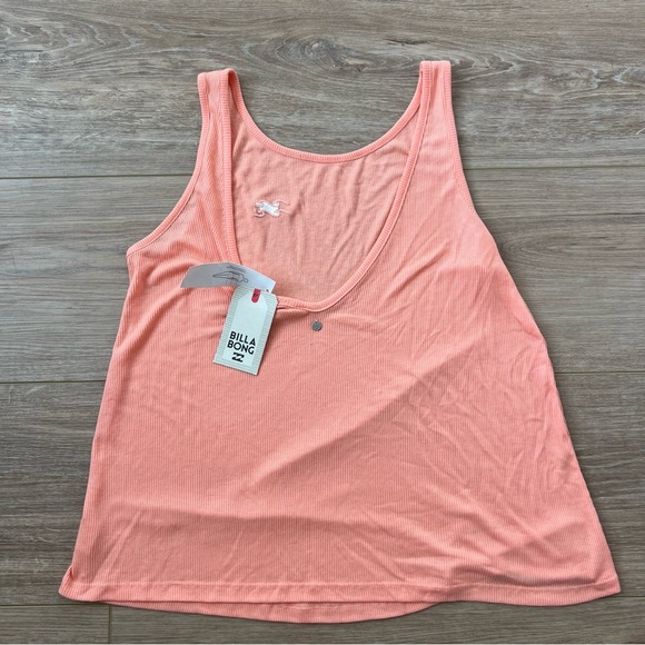 Billabong Tops - NWT - Billabong Women's Coral Tank Top size medium